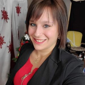 Meet your Posher, Joanie